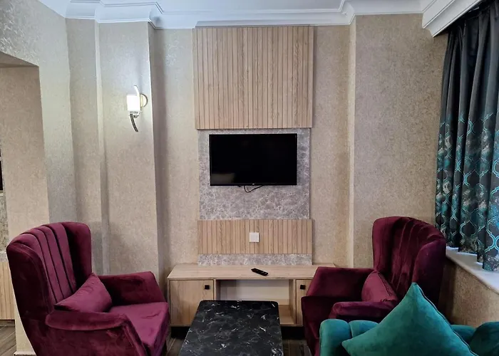 Hotel Lords Mansion 3*